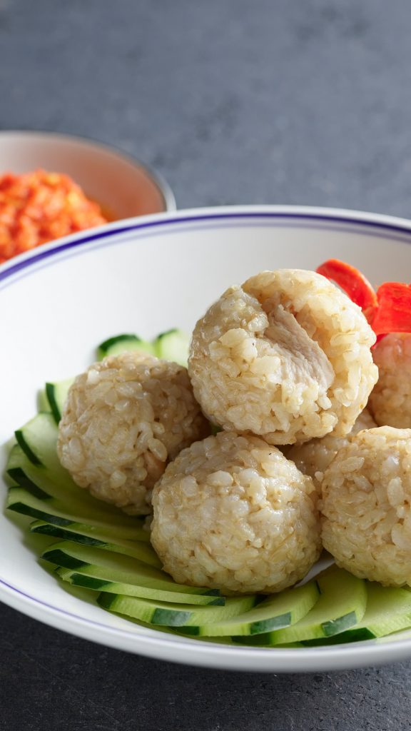 Hainanese Stuffed Chicken Rice Balls - Kinmemai Rice